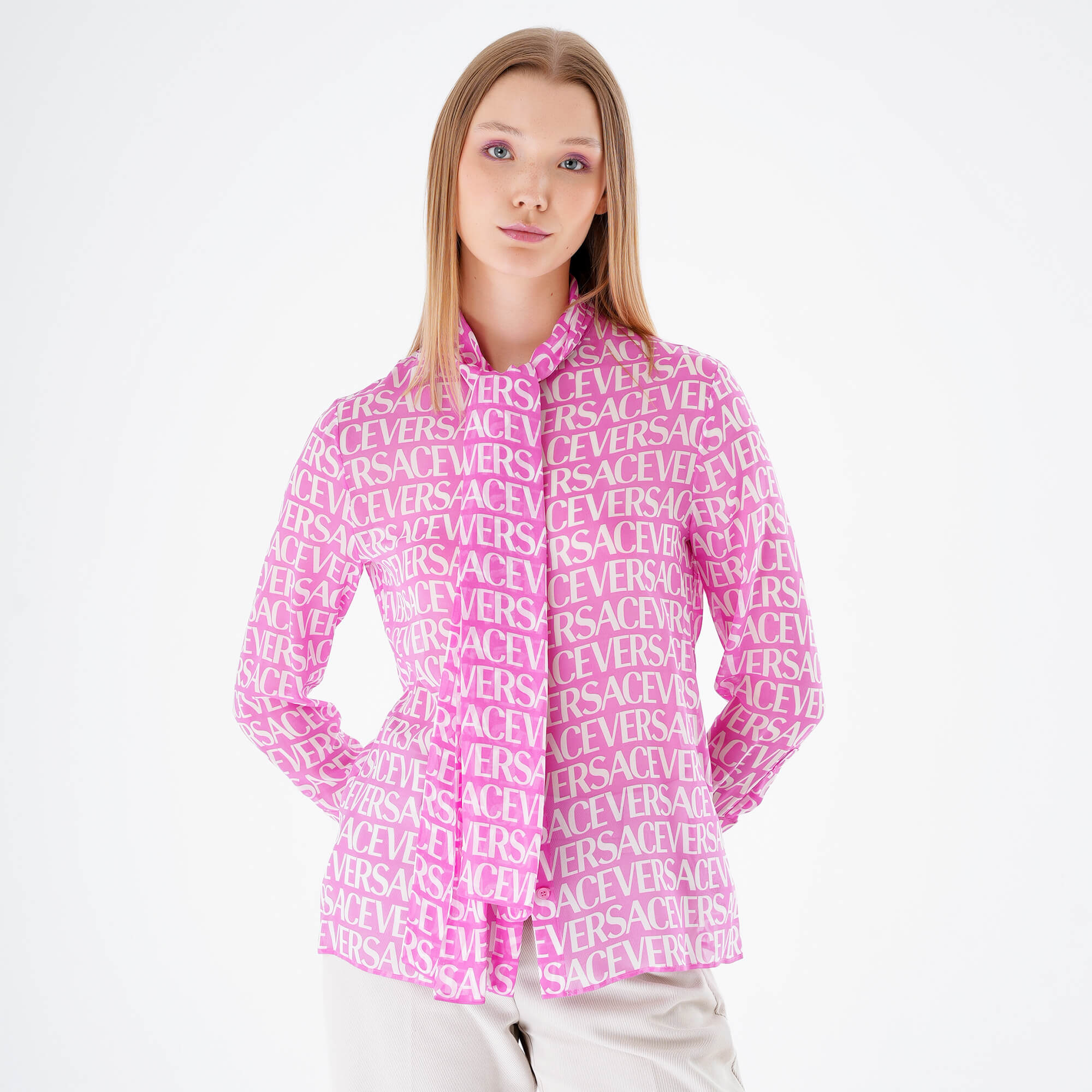 Versace - Logo Printed Silk Chiffon Blouse in Pink IT42